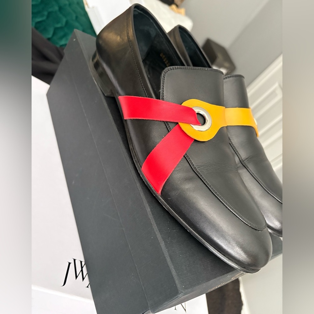 VINCI Leather Black Loafers with Red and Yellow Straps